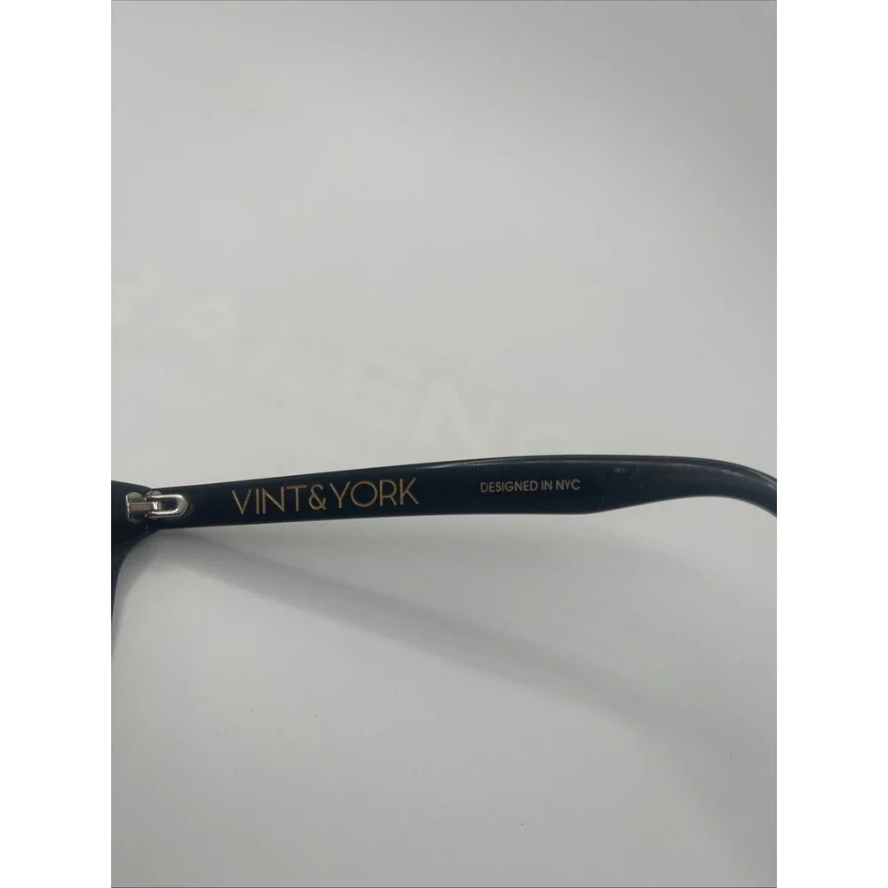 Vint & York Glasses Frame Spiffy C.VYBLK 51-17-140 Designed In NYC w/case